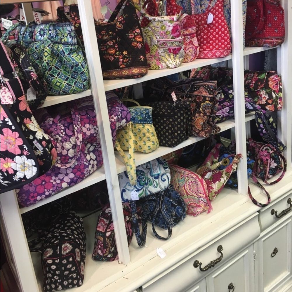 Vera Bradley Mystery Reseller Box - Bundle of 4 items! - Picture 5 of 8